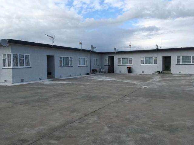 2/229 Featherston Street, Palmerston North City