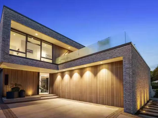222 Hurstmere Road, Takapuna, North Shore City For Sale