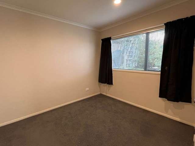 2/22 Ribbonwood Crescent, Goodwood Heights, Manukau City