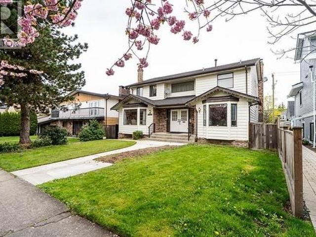 2235 16Th Avenue W, Vancouver, BC, V6K 3B4 house for sale | Listing ID R3115 | Royal LePage