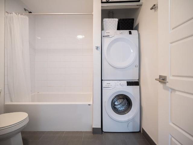 2238 Souvenir 2 Bedroom Apartment for Rent at 2238 Rue Du Souvenir, Montréal, QC H3H 1S1
