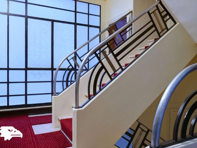 2232 Location Appartement 1 pièces 37 m² Paris Avenue Montaigne Alma