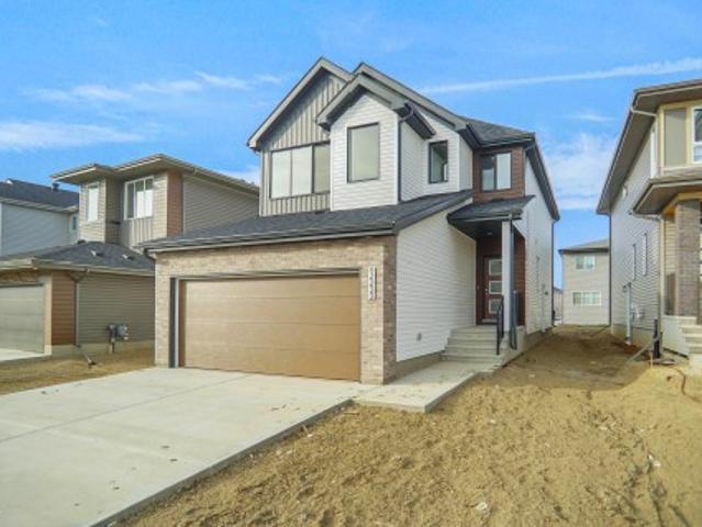 2233 A Street, Edmonton, AB, T6M 3B6 house for sale | Listing ID E4479 | Royal LePage