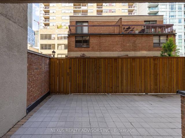 223 89 McCaul Street, Toronto | 3Beds/3Bath, Condo, $4,200/mo | Condos. Ca