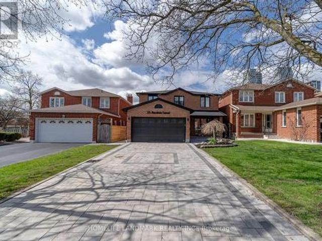 224 Macedonia Crescent, Mississauga, ON, L5B 3R8 house for sale | Listing ID W13477 | Royal LePage