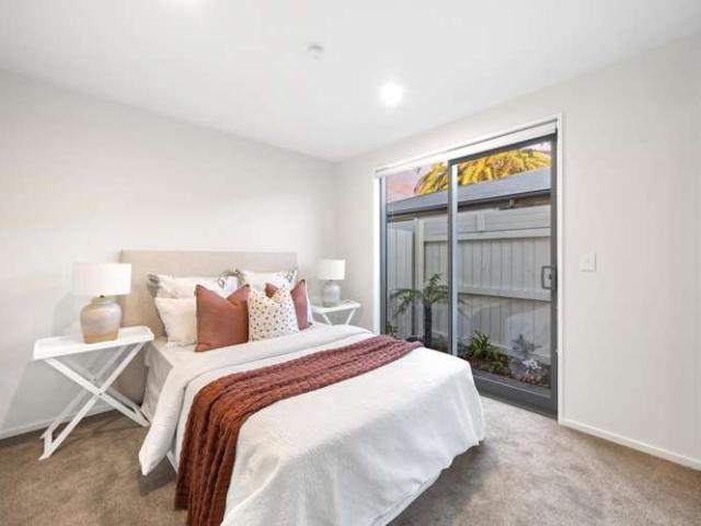 2/258 Edgeware Road, Edgeware, Christchurch City