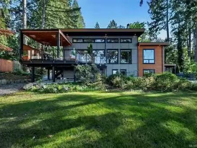 2250 Dolphin Rd, North Saanich, BC, V8L 5Y7 house for sale.