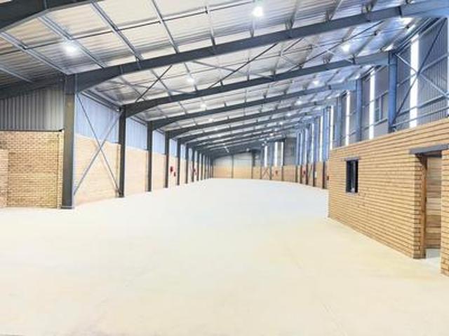 2250 sqm factory/warehouse to let in.