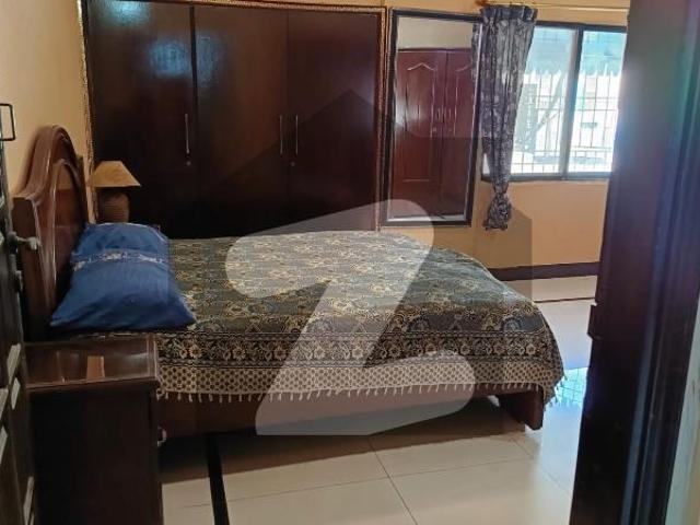 2250 Square Feet Flat For rent In Beautiful Clifton Block 2