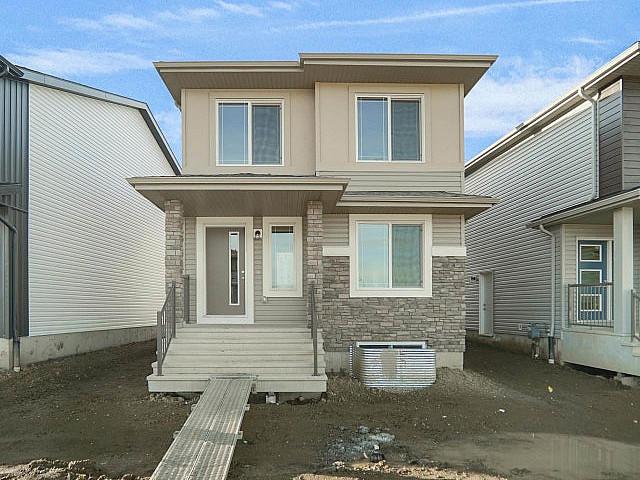 22513 83a Av Nw Edmonton, Alberta