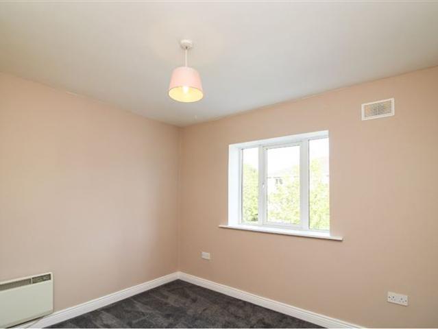 225,000 | 35 Hazelgrove Court, Tallaght, Dublin DNG Tallaght 5021 MyHome. Ie Residential