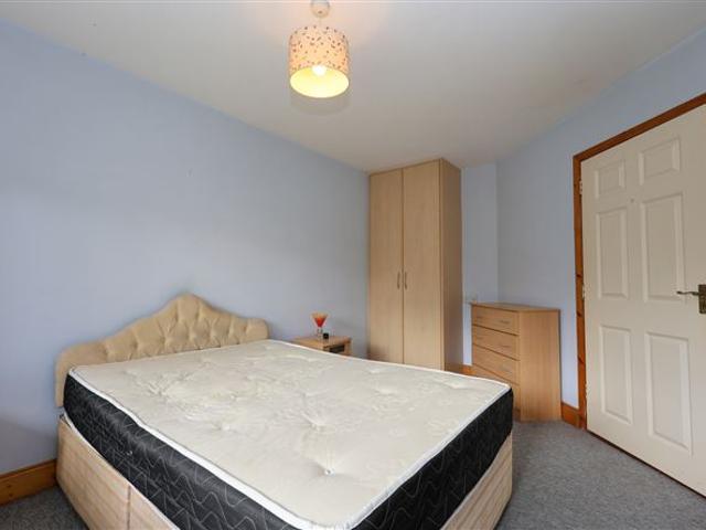 225,000 | 44 Manorfield, Kinnegad, Co. Westmeath Sherry FitzGerald Davitt & Mullingar 5003 MyHome. Ie Residential
