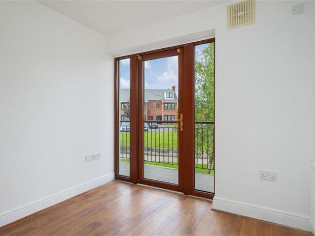 225,000 | 82 Hazelwood, Newbridge, Co. Kildare Ray Cooke Auctioneers 5005 MyHome. Ie Residential