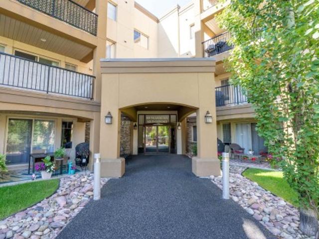 225 400 Palisades Wy, Sherwood Park, AB, T8H 0H4 condo for sale | Listing ID E4501 | Royal LePage