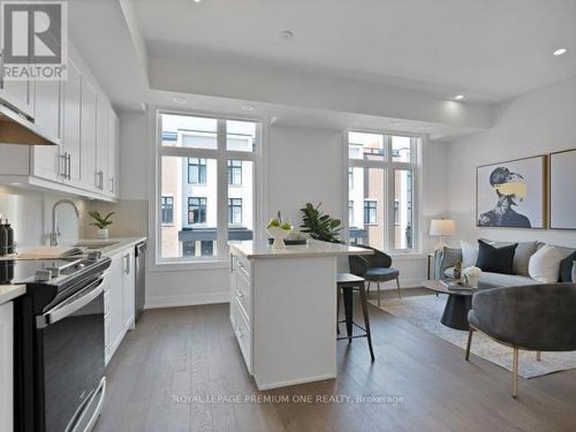 225 9 Islington Avenue, Vaughan, ON, L4L 1A7 townhouse for sale | Listing ID N12136 | Royal LePage