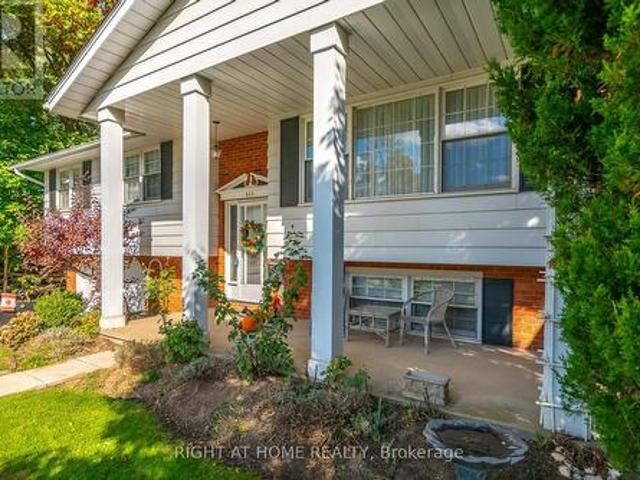 225 Anne Street, Niagara On The Lake, ON, L0S 1J0 house for sale | Listing ID X13079 | Royal LePage
