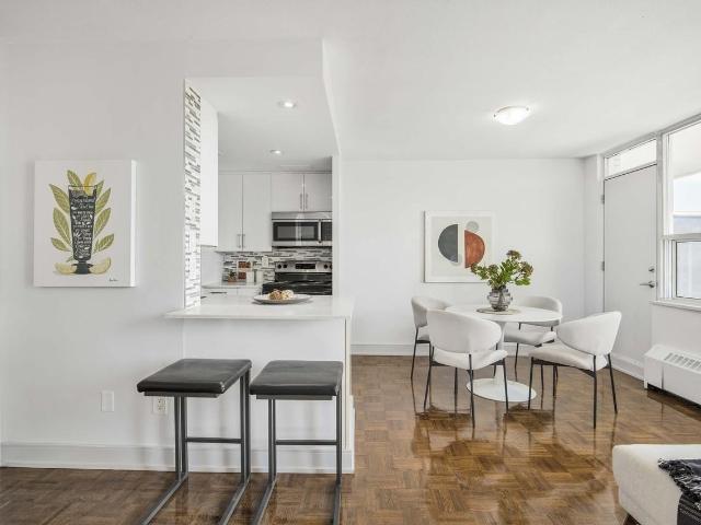 225 Davisville Avenue 1 Bedroom Apartment for Rent at 225 Davisville Ave, Toronto, ON M4S 1G9 Davisville Village