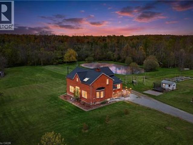 2266 Pettit Road, Fort Erie, ON, L2A 5M4 house for sale | Listing ID 40846 | Royal LePage