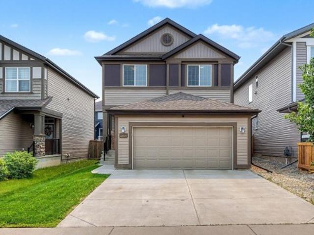 2260 A Avenue Nw, Edmonton, AB, T5T 7B2 house for sale | Listing ID E4496 | Royal LePage