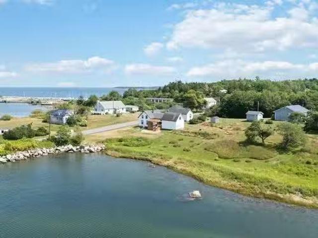 226 Central Port Mouton Road, Port Mouton, NS, B0T 1T0 house.