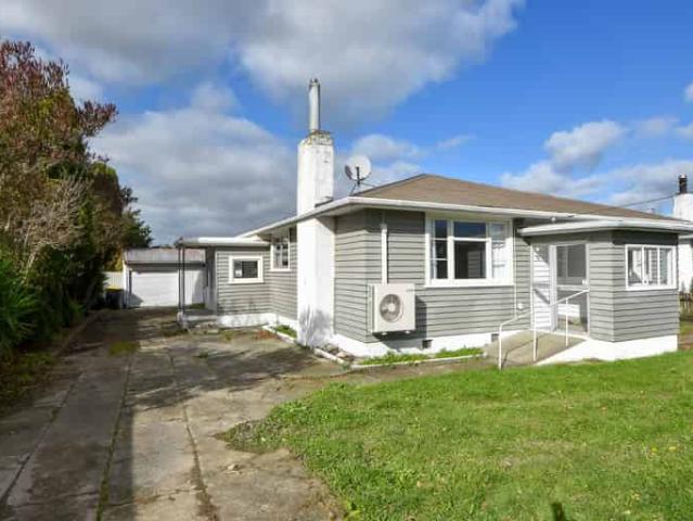 226 High Street North, Carterton, Carterton