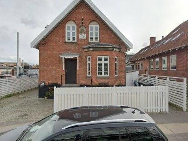 226 m2 warehouse for rent in Vanløse