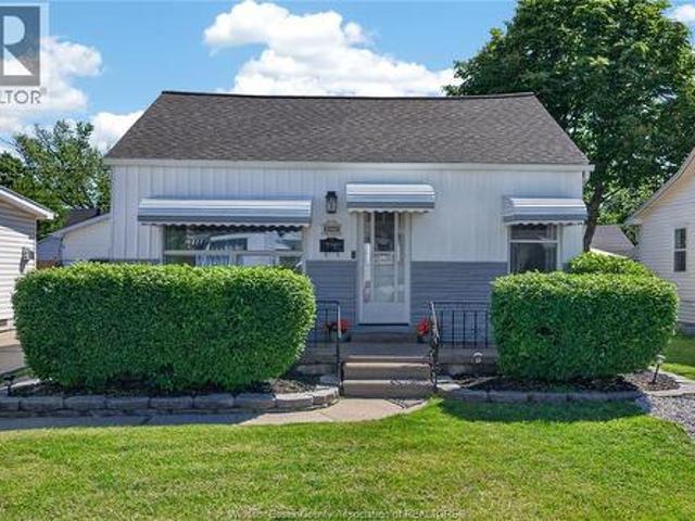 2276 Marentette, Windsor, ON, N9E 2C5 house for sale | Listing ID 26014 | Royal LePage
