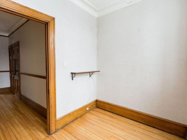 2278 Av. Harvard