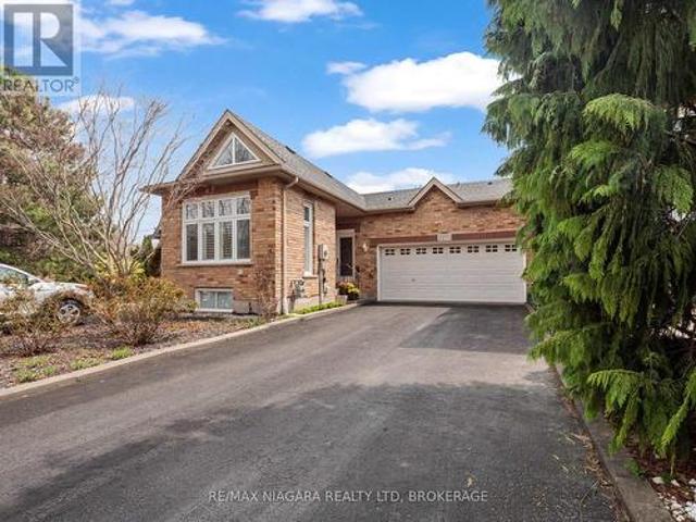2270 Stonehaven Avenue E, Niagara Falls Stamford, ON, L2J 4K1 house for sale | Listing ID X12122 | Royal LePage