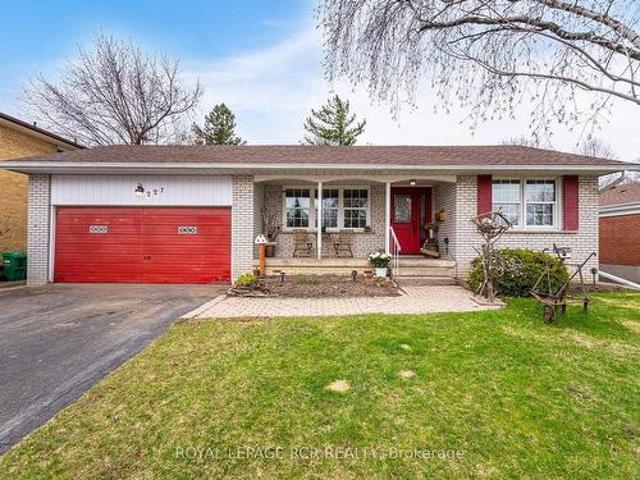 227 Elizabeth Street S, Brampton, ON, L6Y 1S2 house for sale | Listing ID W12094 | Royal LePage