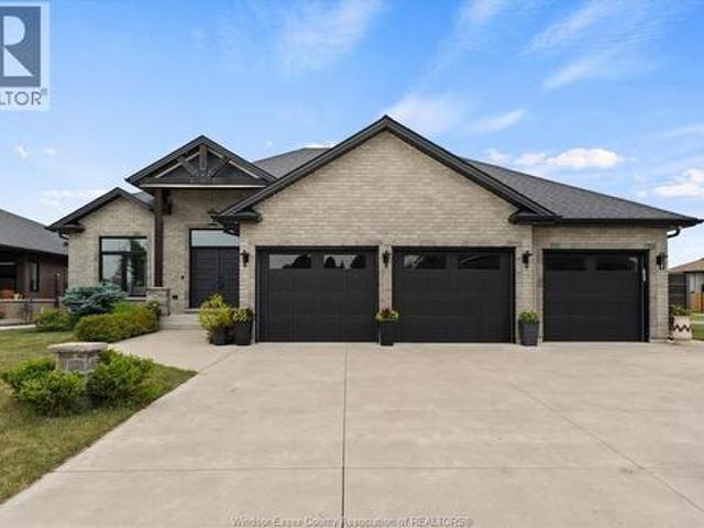 227 Meadowview Avenue, Amherstburg, ON, N9V 2Y9 house for sale | Listing ID 26017 | Royal LePage