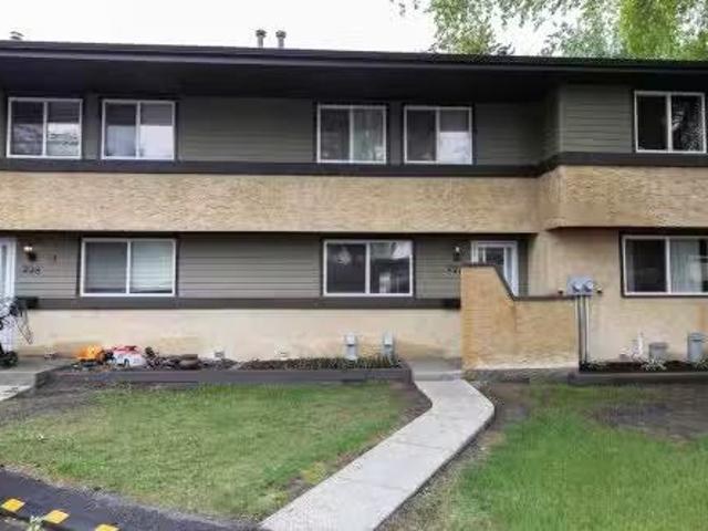227 Woodbridge Way, Sherwood Park, AB, T8A 3Y3 townhouse for.