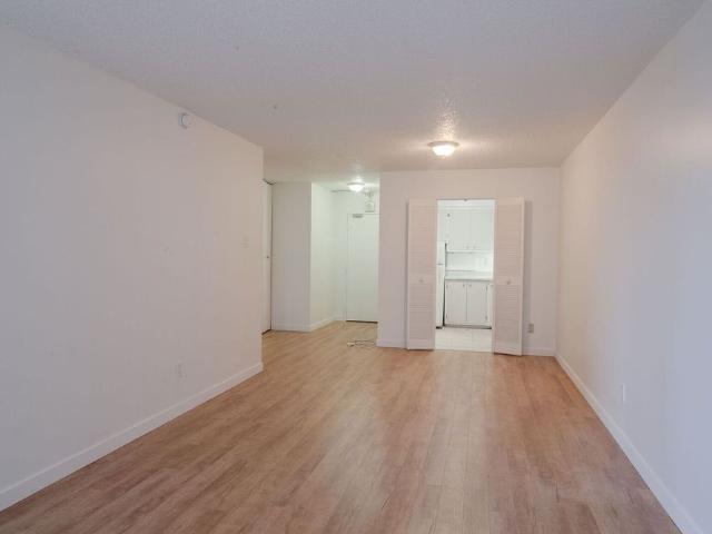 2285 Saint Mathieu Street