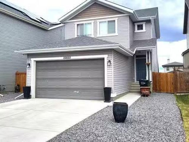 22820 94B Avenue, Edmonton, AB, T5T 7B3 house for sale List.