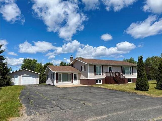 228 Foulem, Beresford, NB, E8K 1N3 house for sale | Listing ID NB144417 | Royal LePage