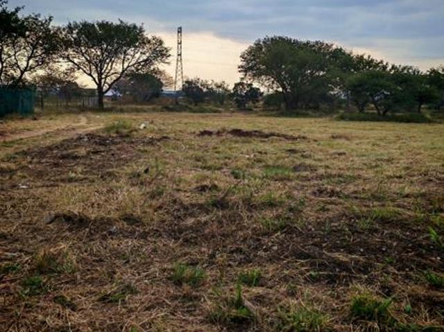 228 m² Land available in Bendor