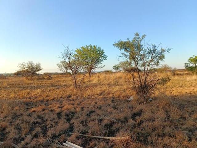 228 m² Land available in Bendor