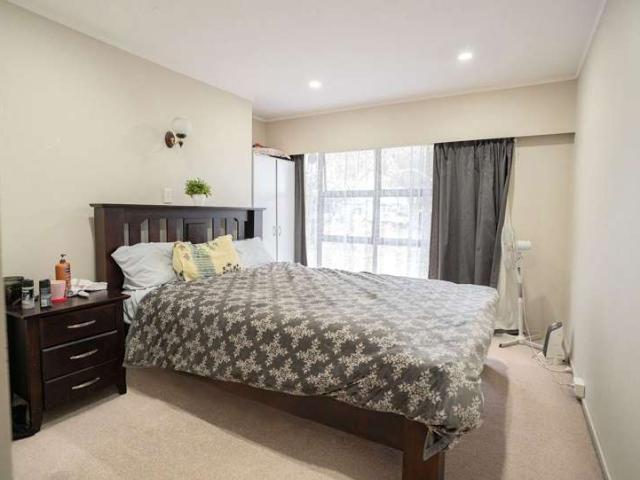 228 Walter Strevens Drive, Conifer Grove, Papakura