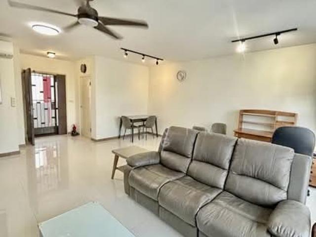 228A Ang Mo Kio Street 23 HDB Apartment For Rent, $4,500, 3 Bed 2 Bath 1,216 sqft $3.70 psf