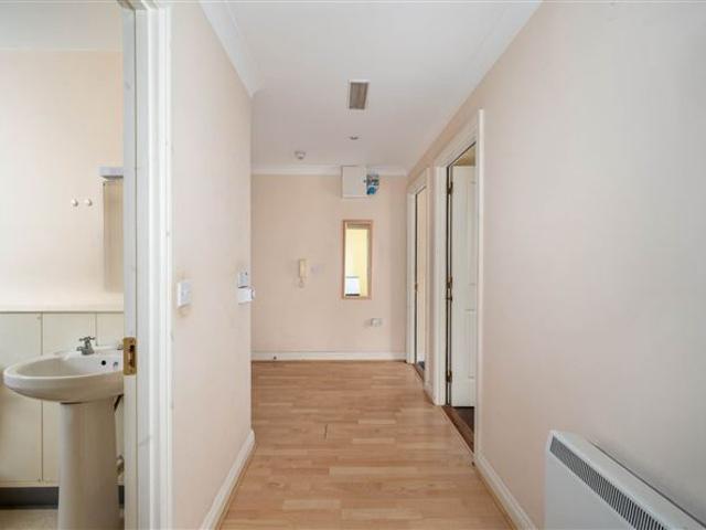 229,000 | 10 Carnagh House, Ard Ri, Athlone, County Westmeath Property Partners Moore Larkin 4996 MyHome. Ie Residential
