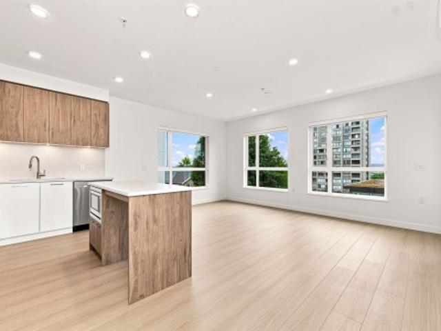 229 82 First Street, New Westminster, BC, V3L 0L8 Single Family Property For Sale | Listing ID R3145 | Royal LePage