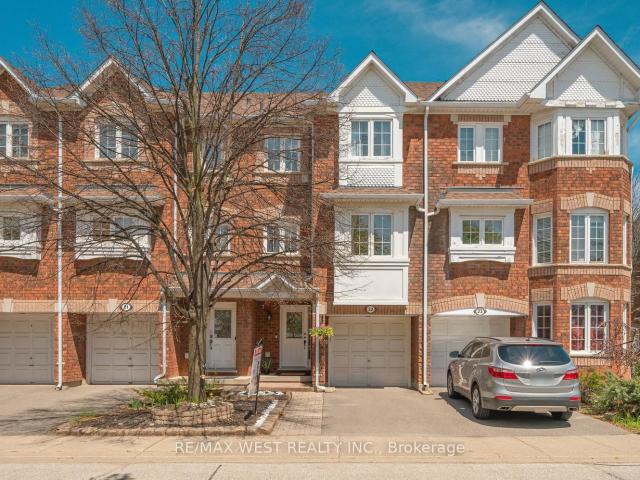 22 6060 Snowy Owl Crescent, Mississauga | For Sale @ $749,000 | Condos. Ca