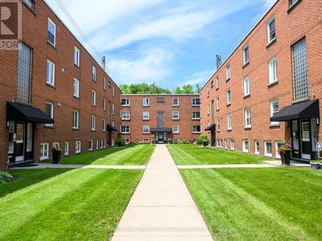 22 1349 Lakeshore Road, Burlington, ON, L7S 1B1 condo for sale | Listing ID W12241 | Royal LePage