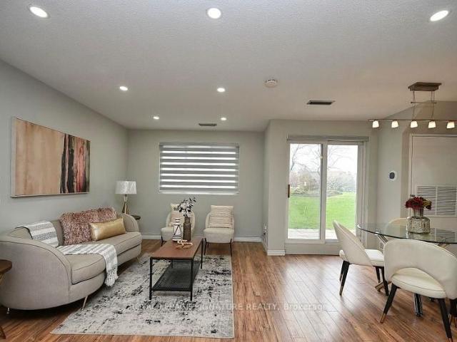 22 2001 Bonnymede Drive, Mississauga | For Rent @ $2,800 | Condos. Ca