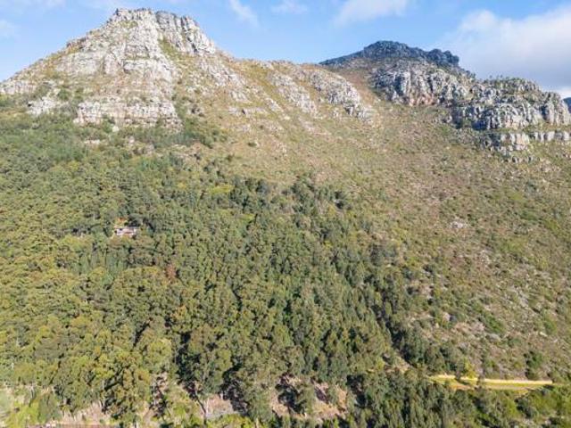22.3 ha Land available in Overkloof