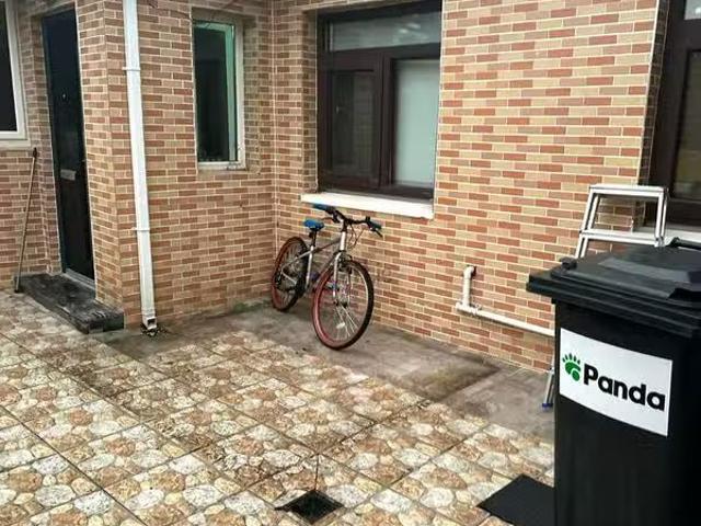 22 Willow Road, Ballinteer, Dublin 16 is for rent