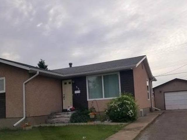 22 WUSKWATIM Bay Thompson MB R8N 1V6 For Sale