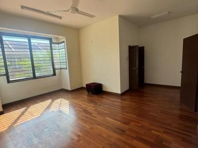 22 x 75 alam sari iltizam 1, bangi kajang. freehold