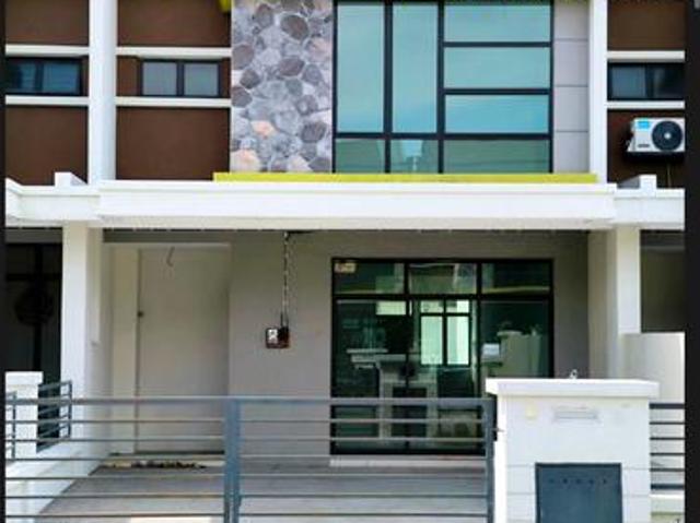 22 X 75 Double Storey Saujana Perdana Saujana Utama Unoccupied