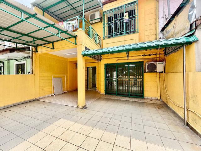 22 x 70 Double Storey House Taman Desaria PJS 5 Petaling Jaya